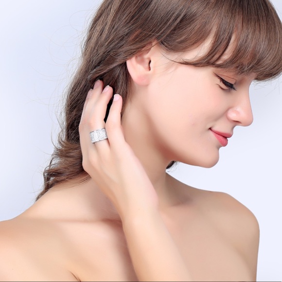 Stainless Steel CZ Crystal Ring Size 7-13 - Picture 3 of 4